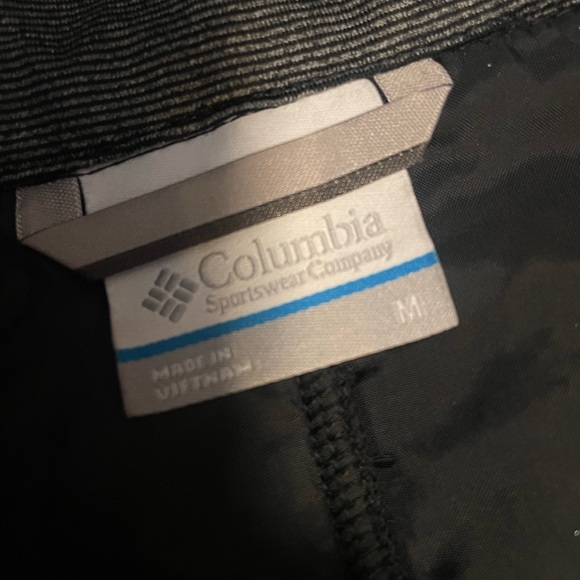 Columbia Charcoal and Black Sleeveless Insulated Full Zip Vest, Women’s M Winter - Picture 4 of 10